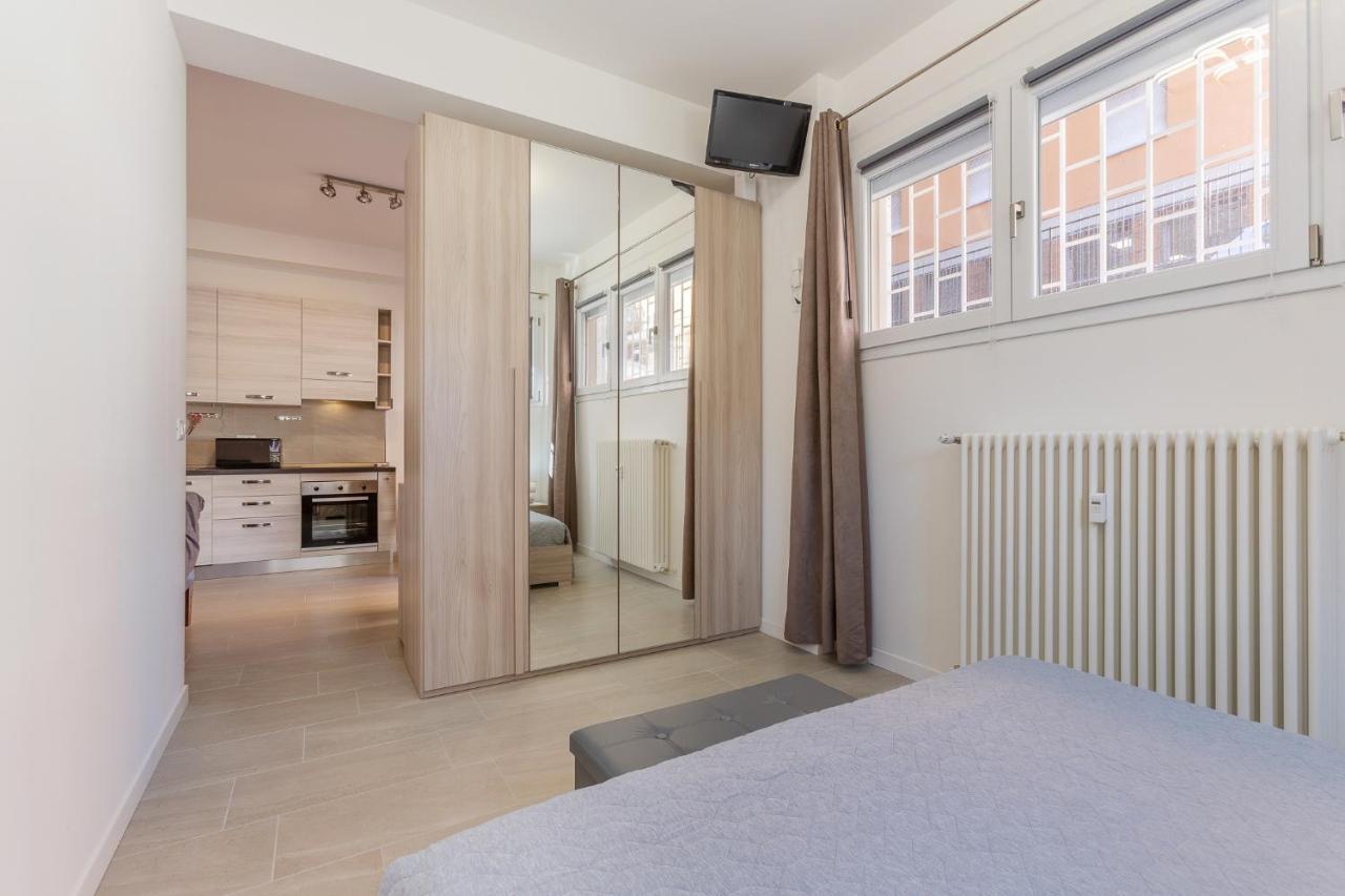 San Donato Fiere Essential Apartment W/Parking Болоня Екстериор снимка