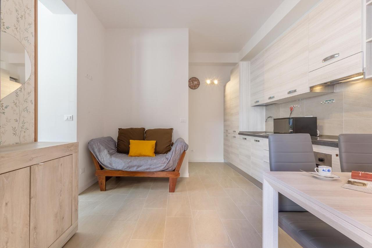 San Donato Fiere Essential Apartment W/Parking Болоня Екстериор снимка