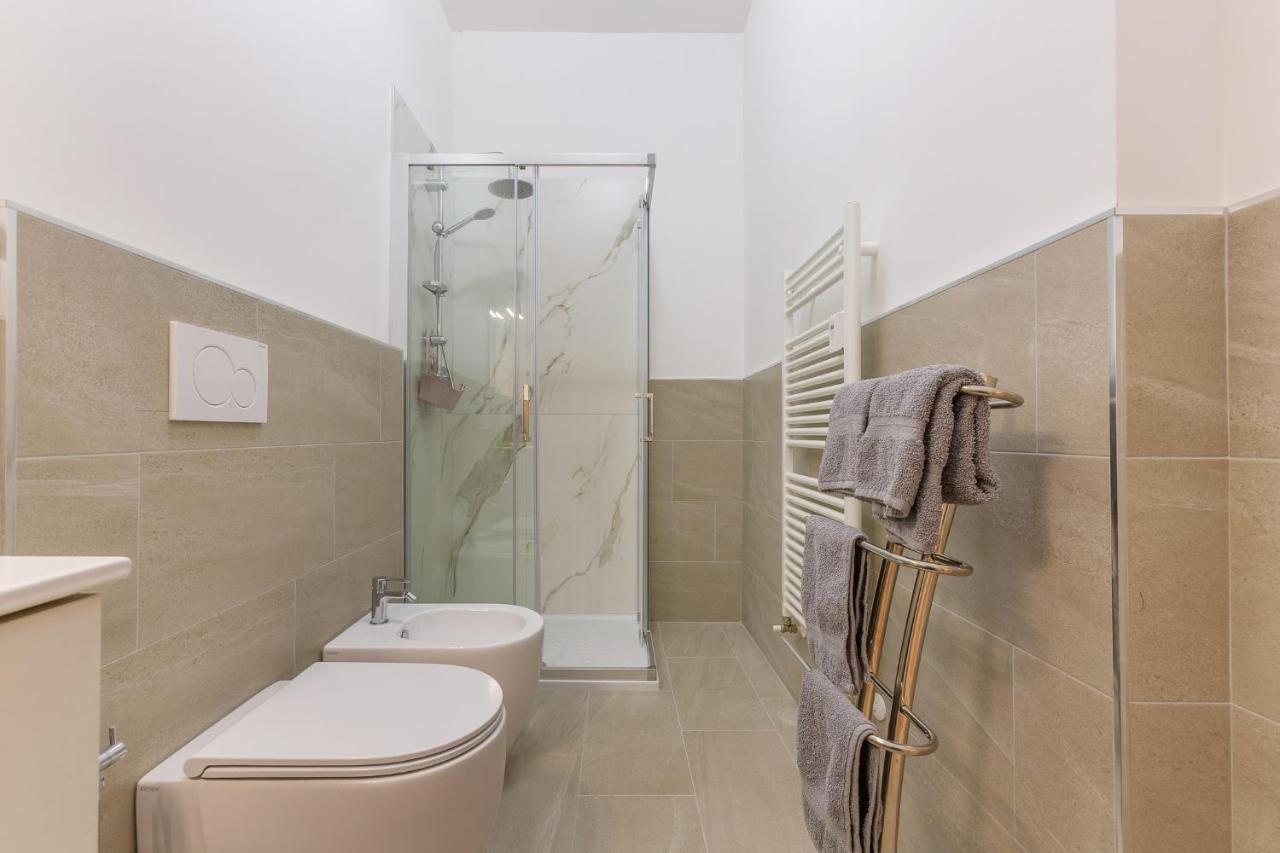 San Donato Fiere Essential Apartment W/Parking Болоня Екстериор снимка